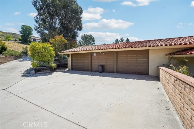 42131 San Jose Drive, San Jacinto CA: https://media.crmls.org/medias/bacb6de6-1200-40ec-ad3c-6a572d433ba2.jpg