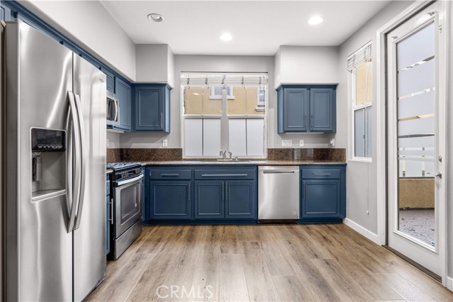 1108 Terra Bella, Irvine CA: https://media.crmls.org/medias/bacbb4db-e3bb-4a72-b239-16426add35bc.jpg