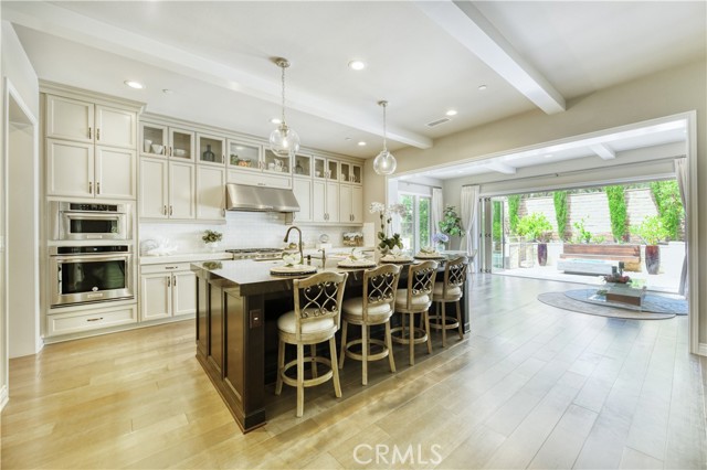 46 Shadybend, Irvine CA: https://media.crmls.org/medias/bacbee9b-3b0f-4398-ab4c-1eeea01ea4f2.jpg
