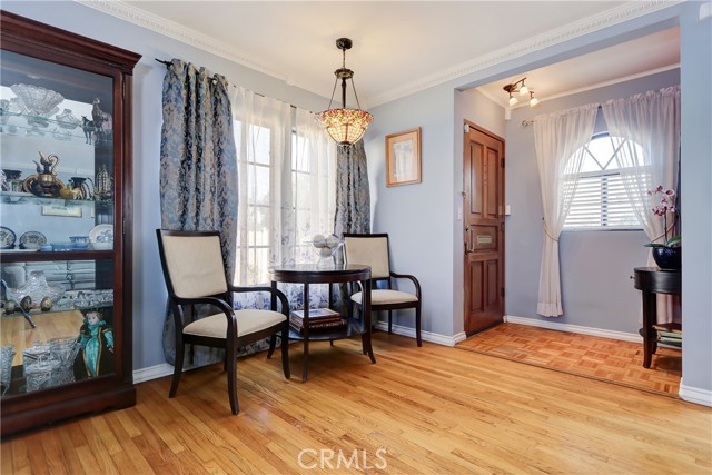 Welcoming entry foyer