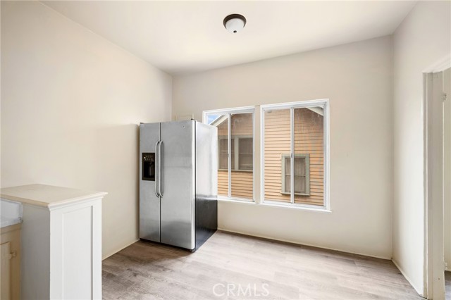 Detail Gallery Image 8 of 17 For 200 E Lomita Ave #5,  Glendale,  CA 91204 - 1 Beds | 1 Baths