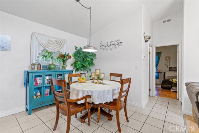 20401 Soledad Canyon Road, Canyon Country CA: https://media.crmls.org/medias/bad030c2-e8f5-4b1b-b0f4-498ae232d768.jpg