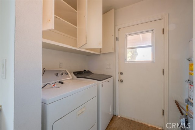 Detail Gallery Image 11 of 18 For 7857 Whitsett Ave, North Hollywood,  CA 91605 - 4 Beds | 3 Baths
