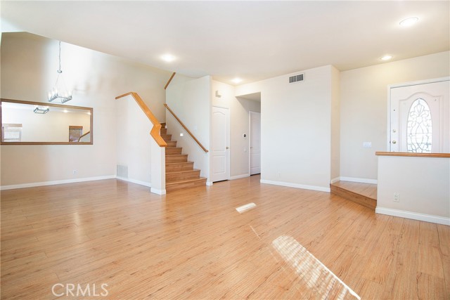 Detail Gallery Image 7 of 29 For 19525 Dorado Dr, Lake Forest,  CA 92679 - 3 Beds | 2/1 Baths