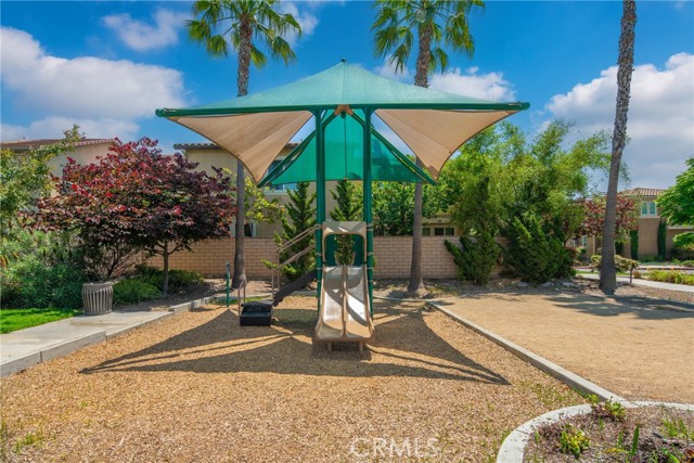 Detail Gallery Image 24 of 27 For 2830 E via Fiano, Ontario,  CA 91764 - 4 Beds | 2/1 Baths