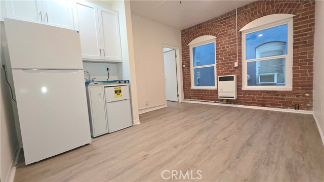 Detail Gallery Image 6 of 12 For 3408 Sunset Boulevard #107,  Silver Lake Los Angeles,  CA 90026 - 1 Beds | 1 Baths