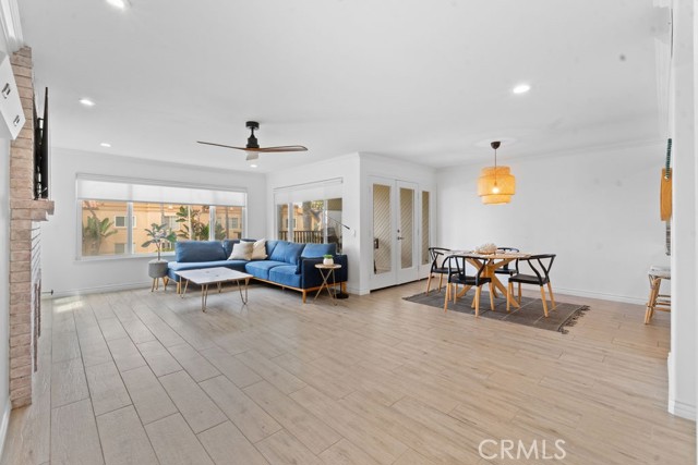 510 Pacific Street, Oceanside, California 92054, 2 Bedrooms Bedrooms, ,2 BathroomsBathrooms,Residential,For Sale,Pacific Street,OC24107588