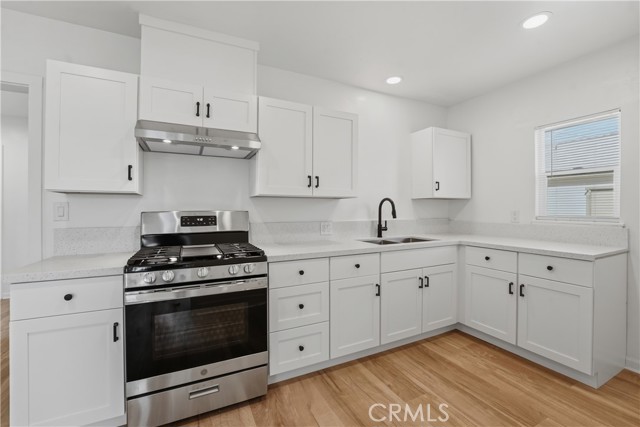 Detail Gallery Image 12 of 26 For 800 N Clementine St, Anaheim,  CA 92805 - 2 Beds | 1 Baths