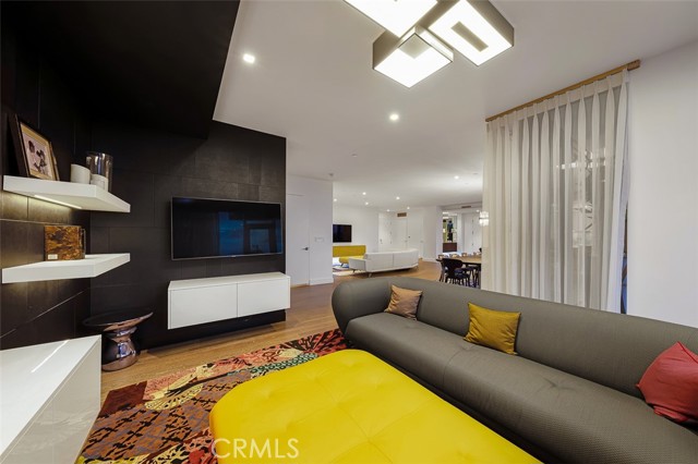 2855 5th Avenue, San Diego CA: https://media.crmls.org/medias/bad22820-f494-459d-b97c-0c1a9acdbc0f.jpg