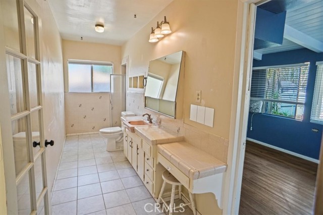 Detail Gallery Image 15 of 28 For 22573 Arriba Dr, Saugus,  CA 91350 - 4 Beds | 2 Baths