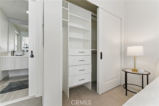 Detail Gallery Image 10 of 32 For 1050 S Grand Ave #705,  Los Angeles,  CA 90015 - 1 Beds | 1 Baths