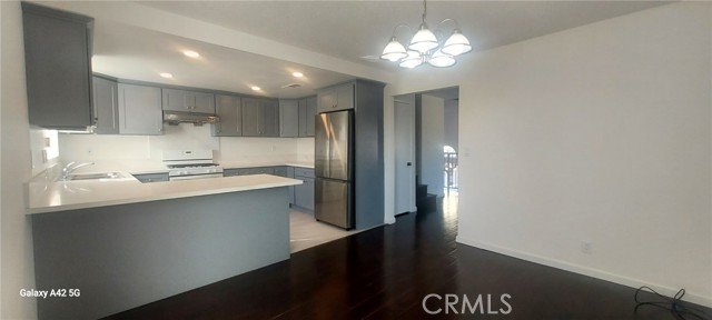 Detail Gallery Image 11 of 32 For 5704 Sultana Ave #D,  Temple City,  CA 91780 - 3 Beds | 2/1 Baths