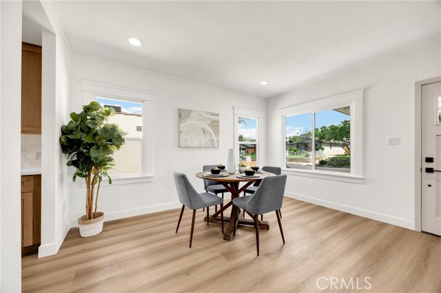 5336 Stratford Road, Los Angeles CA: https://media.crmls.org/medias/bad4f6bc-dc35-4713-8e37-dd1edfccf22d.jpg