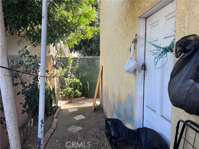 Detail Gallery Image 12 of 20 For 8954 S Gate, South Gate,  CA 90280 - – Beds | – Baths