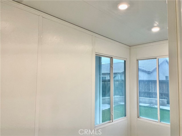 Detail Gallery Image 43 of 50 For 13953 Tawney Ridge Ln, Victorville,  CA 92394 - 4 Beds | 2 Baths