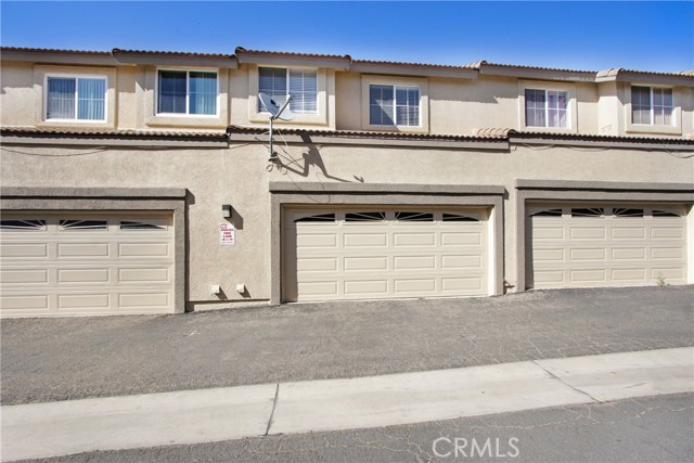 342 Torito Lane, Diamond Bar CA: https://media.crmls.org/medias/bad5d96e-81f1-469a-a20a-d4f670343221.jpg