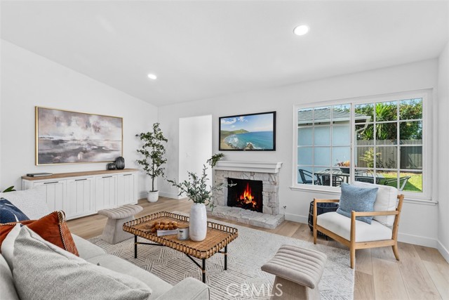 26492 Jacinto Drive, Mission Viejo CA: https://media.crmls.org/medias/bad600b4-4c5f-43eb-b066-d00c1fe61bed.jpg