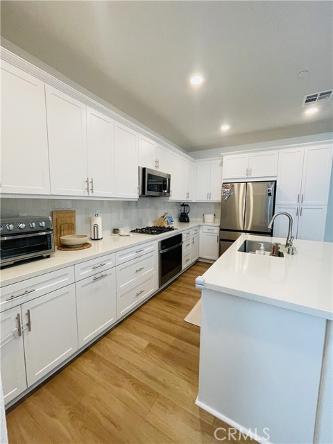 Front Image Thumbnail for CRSW26085795