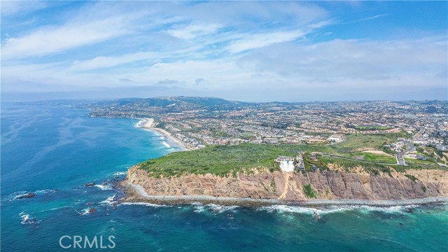 2 Corsica, Laguna Niguel CA: https://media.crmls.org/medias/bad6524c-c8bb-4fa4-baa8-6cef5965a7d7.jpg