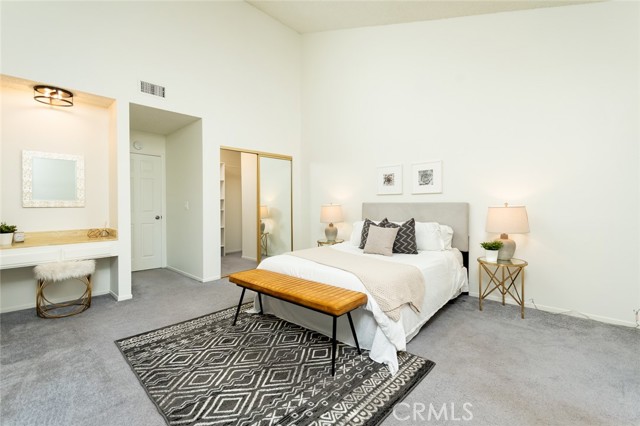 Detail Gallery Image 4 of 31 For 12421 Ramona, Hawthorne,  CA 90250 - 3 Beds | 3 Baths