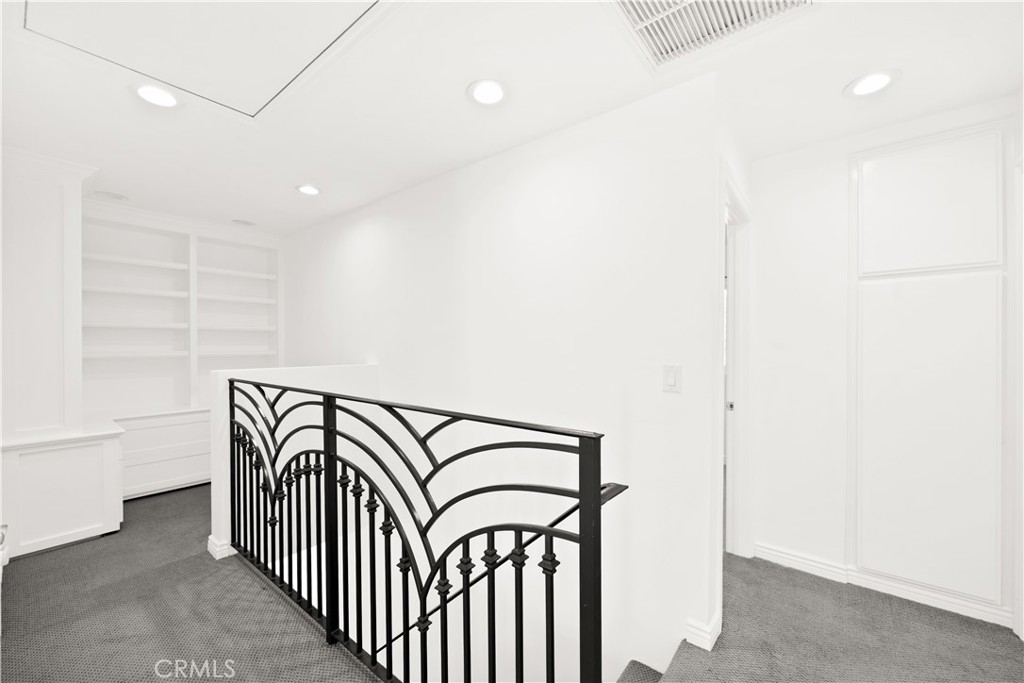 MLS #OC25236471 image #37