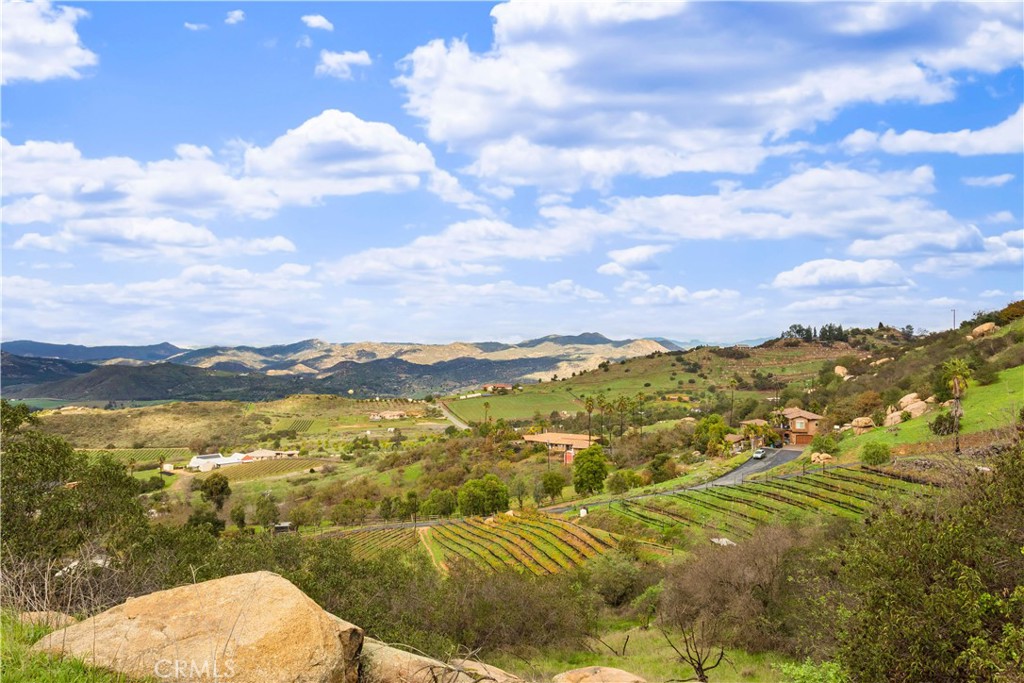 Highland Valley Escondido - photo 16