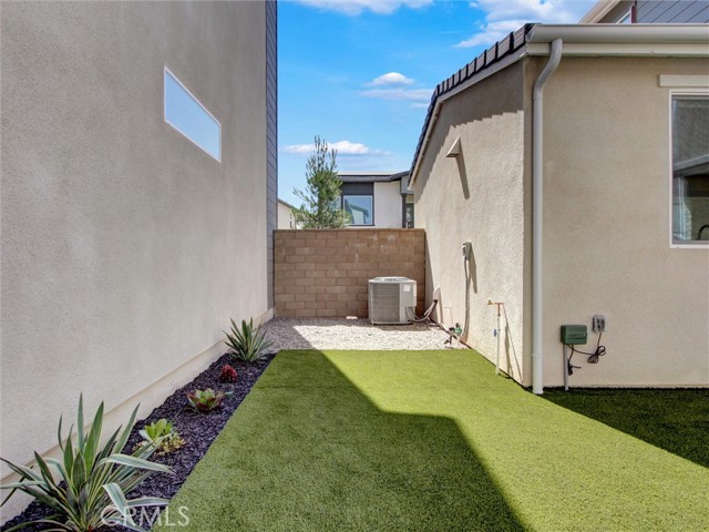 230 Sora, Irvine CA: https://media.crmls.org/medias/bad897c0-a2d2-4e79-901d-4e34d435561b.jpg