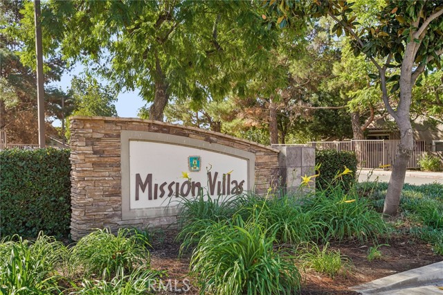 Detail Gallery Image 1 of 24 For 200 E Alessandro Bld #85,  Riverside,  CA 92508 - 2 Beds | 2 Baths