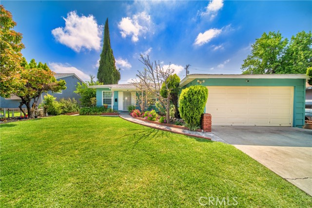 Detail Gallery Image 3 of 29 For 1582 Darby Ave, Pomona,  CA 91767 - 3 Beds | 1 Baths