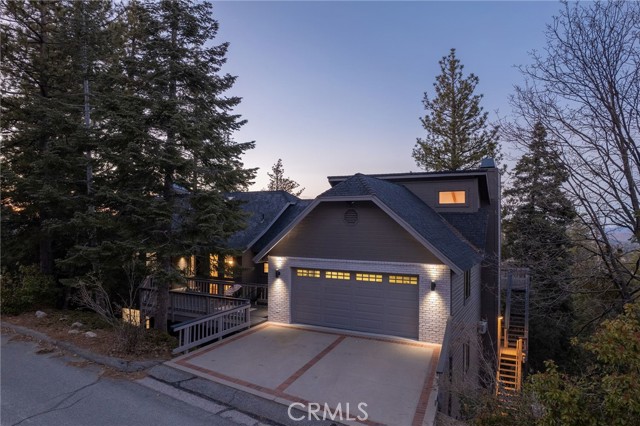 Detail Gallery Image 2 of 62 For 139 Cypress Dr, Lake Arrowhead,  CA 92352 - 5 Beds | 3/1 Baths