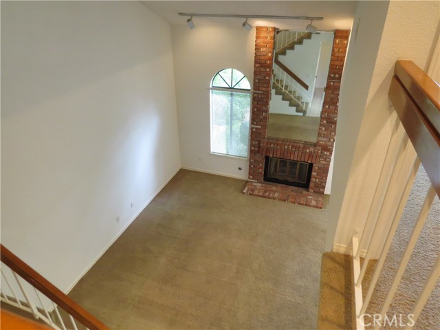 Detail Gallery Image 16 of 36 For 19424 Crystal Ridge Ln, Porter Ranch,  CA 91326 - 2 Beds | 2/1 Baths