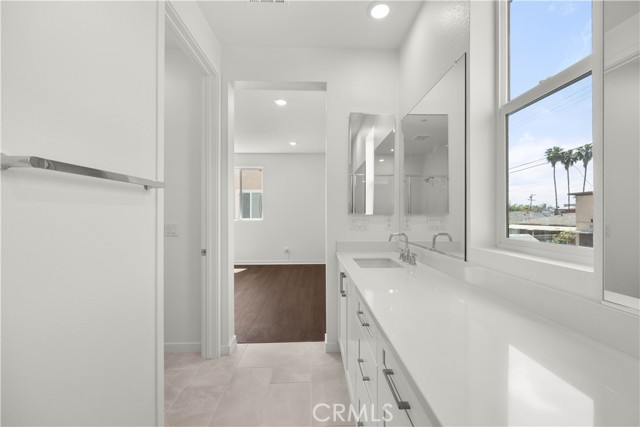 Detail Gallery Image 37 of 67 For 1348 Plaza Del Amo, Torrance,  CA 90501 - 3 Beds | 2/1 Baths