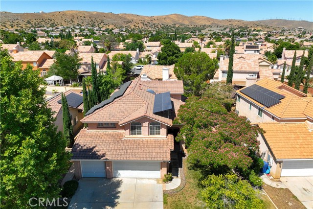 Detail Gallery Image 2 of 9 For 40059 Lloyds Ct, Palmdale,  CA 93551 - 4 Beds | 3 Baths