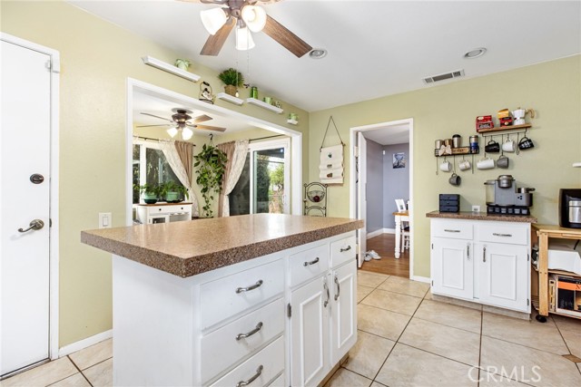 27831 Covington Way, Menifee CA: https://media.crmls.org/medias/badd12fe-6c92-4414-8ad5-081e3044e792.jpg