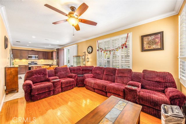 Detail Gallery Image 15 of 28 For 2821 Parksquare, Pomona,  CA 91767 - 4 Beds | 2/1 Baths