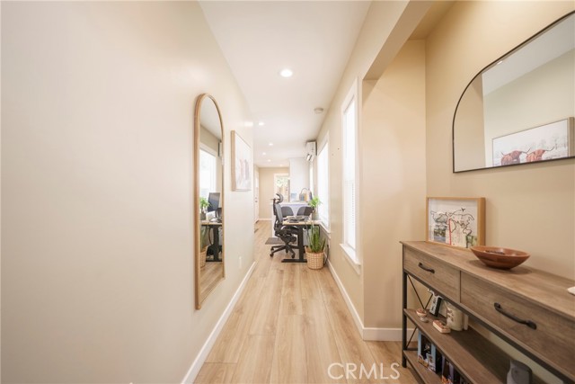 8217 Towne Avenue, Los Angeles CA: https://media.crmls.org/medias/bade0c41-e4d0-4993-a372-92e5e7f501b1.jpg