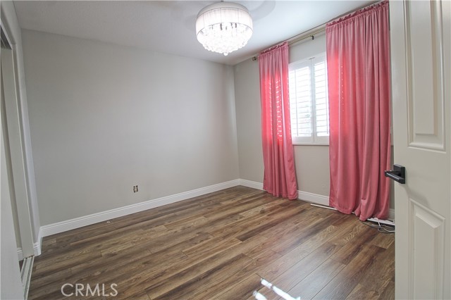 Detail Gallery Image 15 of 19 For 29572 Clear View, Highland,  CA 92346 - 4 Beds | 2/1 Baths