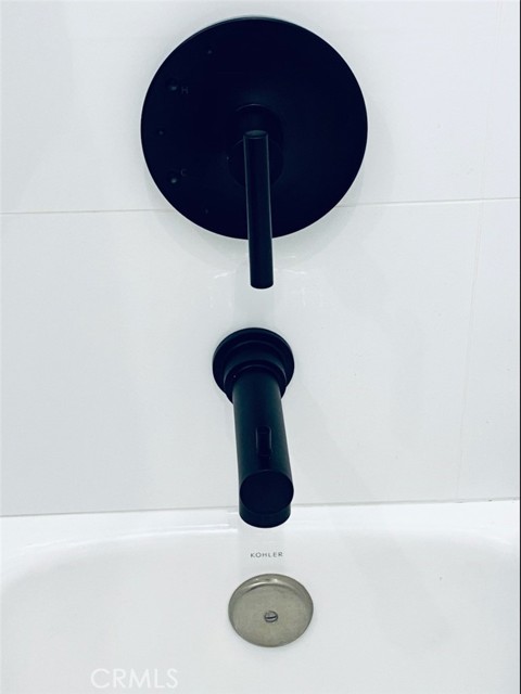 5437 Ventura Canyon Avenue, Sherman Oaks CA: https://media.crmls.org/medias/badee756-7417-4212-a3eb-ff6aa4c3d3d2.jpg