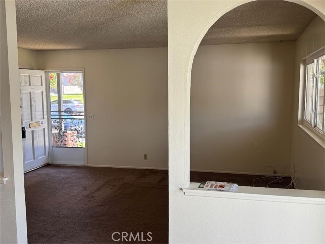 4011 Larwin Avenue, Cypress CA: https://media.crmls.org/medias/bae07522-d361-4d48-a5ba-641eadc5a235.jpg