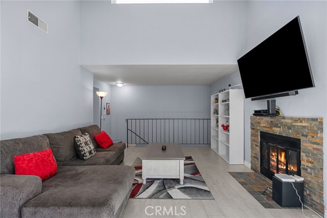 31321 The Old Road, Castaic CA: https://media.crmls.org/medias/bae0e325-9bf8-4ad6-a119-f01aaf62d2d2.jpg