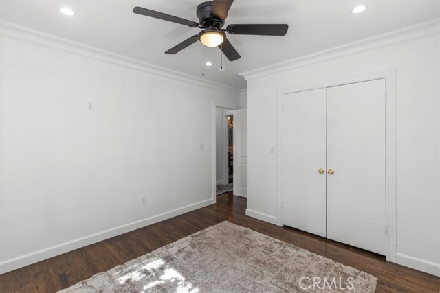 5201 Sale Avenue, Woodland Hills CA: https://media.crmls.org/medias/bae16750-e093-4aee-9b2e-0e5243b83359.jpg