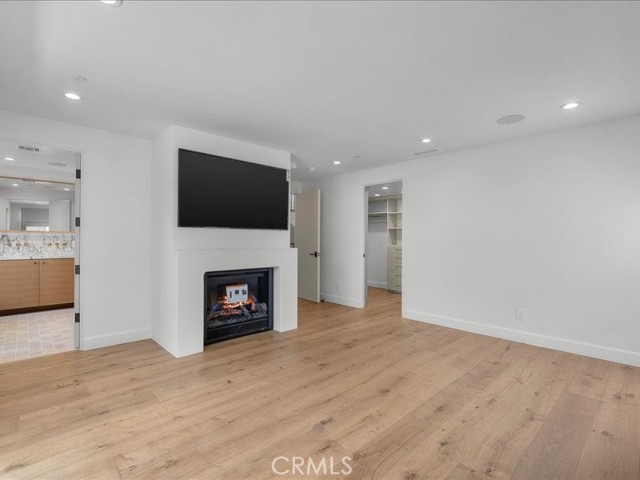 Detail Gallery Image 23 of 61 For 505 Bayview Dr, Manhattan Beach,  CA 90266 - 3 Beds | 3/1 Baths
