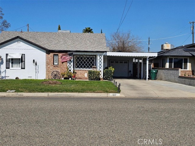 Detail Gallery Image 1 of 48 For 1817 W 4th St, Madera,  CA 93637 - 3 Beds | 2 Baths
