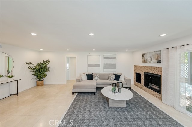 Detail Gallery Image 24 of 41 For 2690 Camino Del Sol, Fullerton,  CA 92833 - 4 Beds | 3/1 Baths