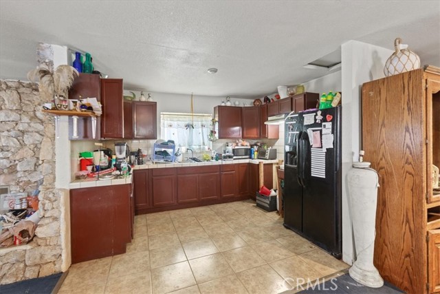 Detail Gallery Image 8 of 27 For 32900 Dune Road., Newberry Springs,  CA 92365 - 3 Beds | 2 Baths