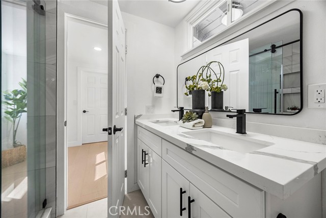 Image 15 of 33 For 2009 Las Lanas Lane