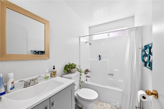 Detail Gallery Image 14 of 26 For 24208 Sylvan Glen Rd #E,  Diamond Bar,  CA 91765 - 2 Beds | 2 Baths