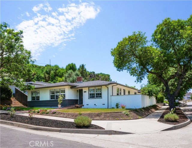 Detail Gallery Image 1 of 1 For 26527 Silver Spur Rd, Rolling Hills Estates,  CA 90275 - 4 Beds | 2 Baths