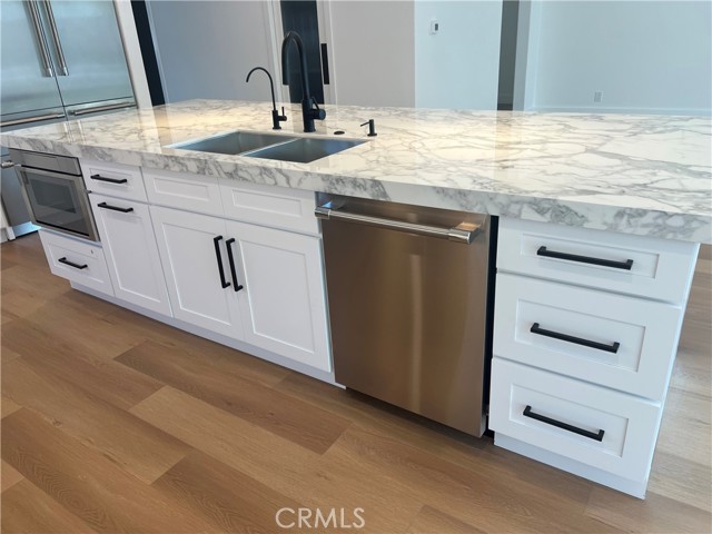 2517 Fairway Drive, Costa Mesa CA: https://media.crmls.org/medias/bae744b8-f079-4226-82fc-d23c241ff485.jpg