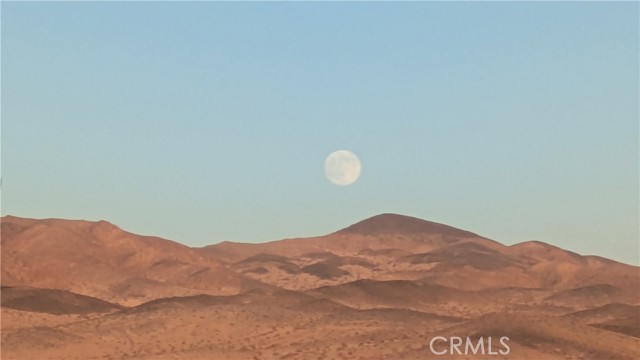 Detail Gallery Image 15 of 16 For 35063 Chanera, Newberry Springs,  CA 92365 - – Beds | – Baths